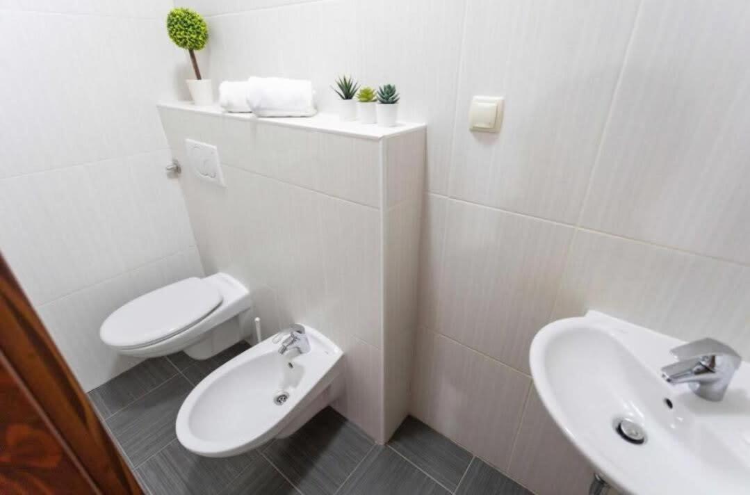 Tesla Apartment Urban Stay Zagreb Exterior photo