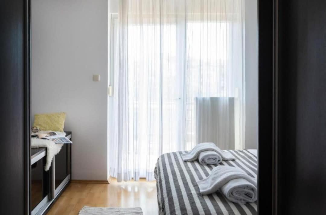 Tesla Apartment Urban Stay Zagreb Exterior photo